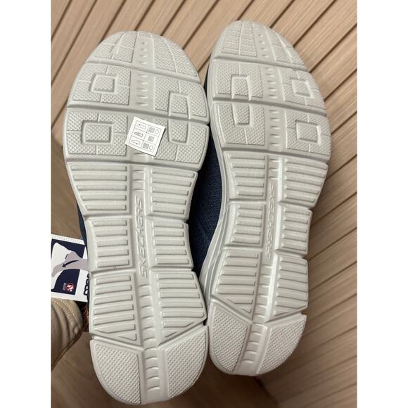 Skechers Men’s Equalizer Swift Fit Slip-On Sneakers Size 9 Navy - Picture 4 of 11